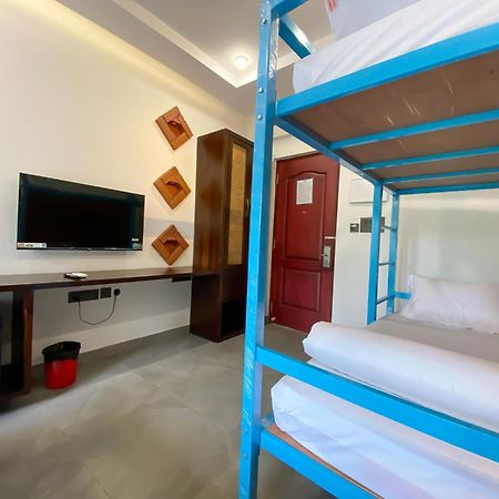 Downtown Hostels - אנג'ונה מראה חיצוני תמונה