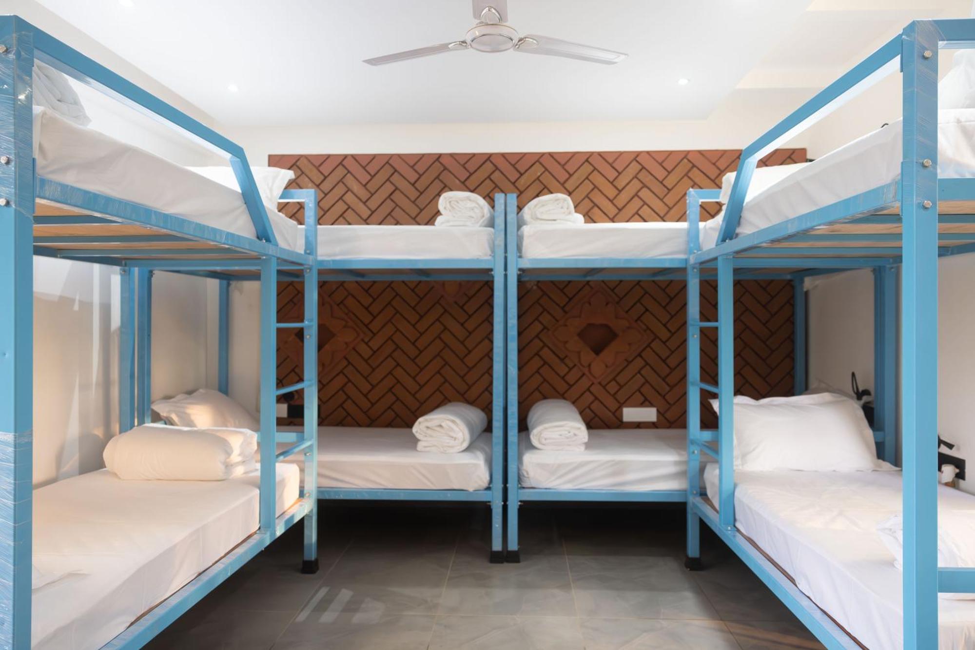 Downtown Hostels - אנג'ונה מראה חיצוני תמונה