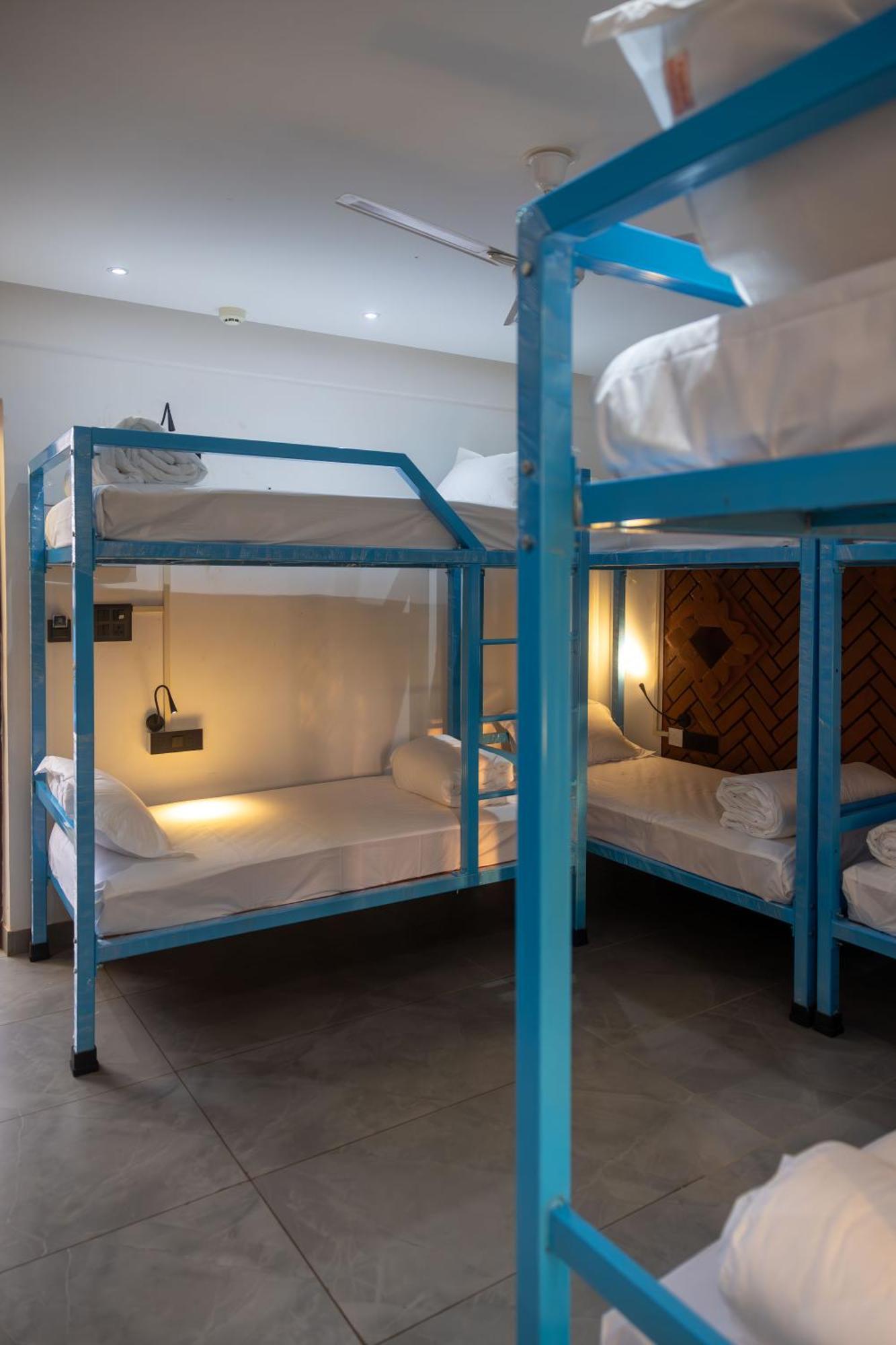 Downtown Hostels - אנג'ונה מראה חיצוני תמונה