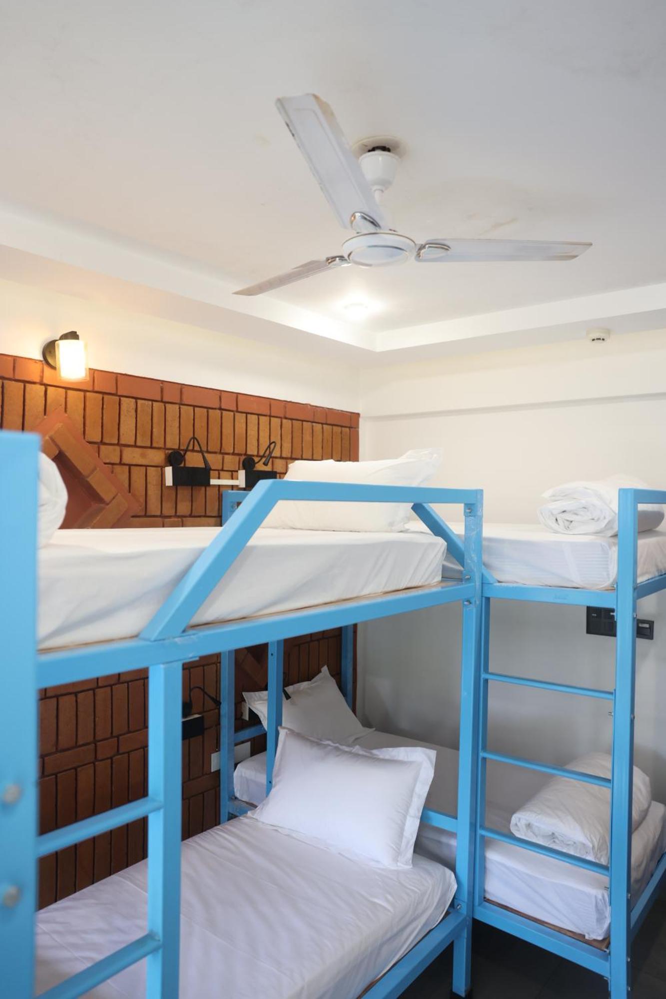 Downtown Hostels - אנג'ונה מראה חיצוני תמונה